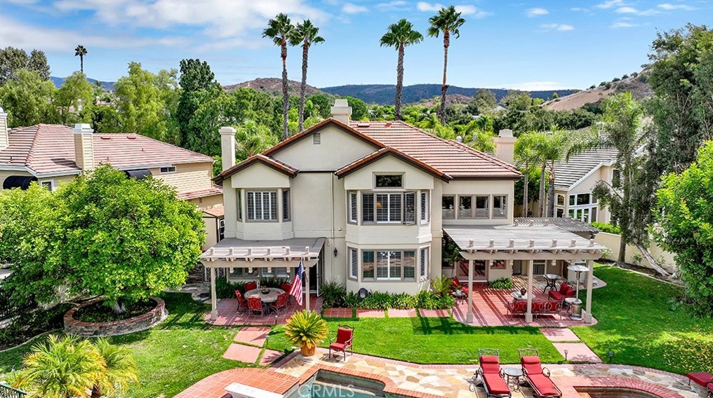 3 Whitehollow, Trabuco Canyon, CA 92679