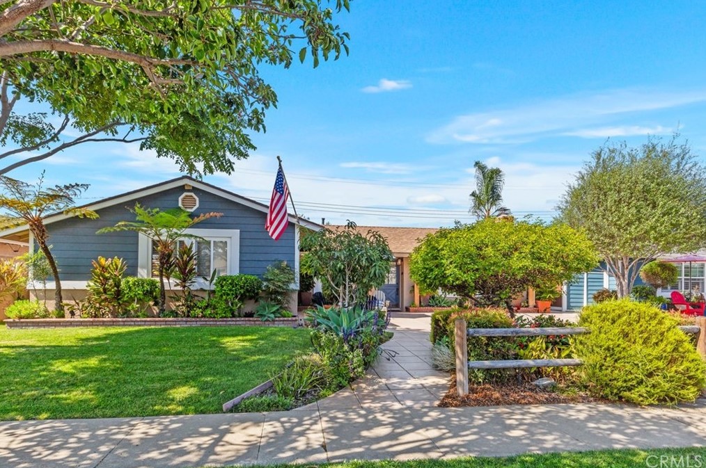 12131 Tunstall St, Garden Grove, CA 92845-1622