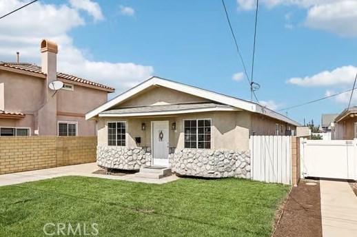 5391 Delong St, Cypress, CA 90630-5966