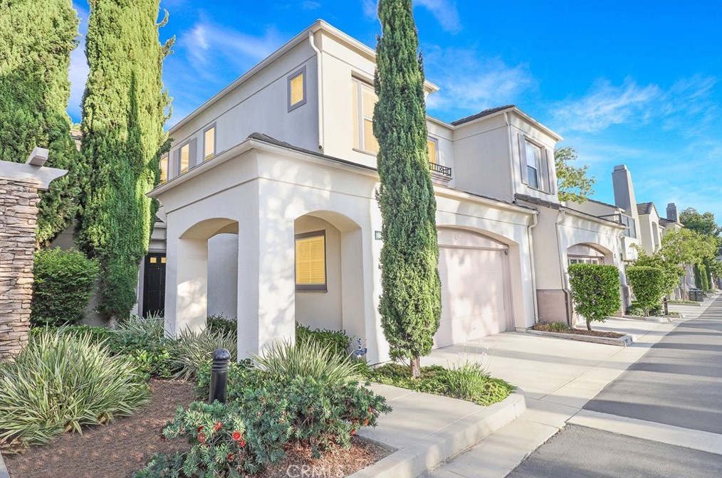 106 La Mirage Cir, Laguna Beach, CA 92656