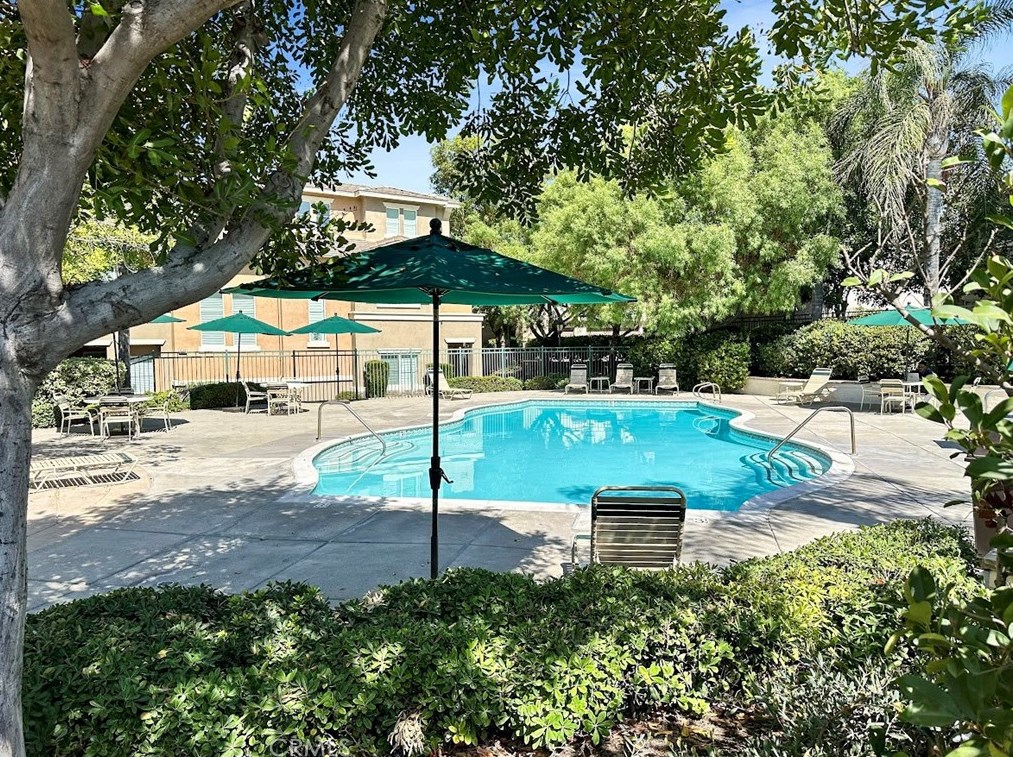 26361 Arboretum Way, Murrieta CA  92563-7222 exterior