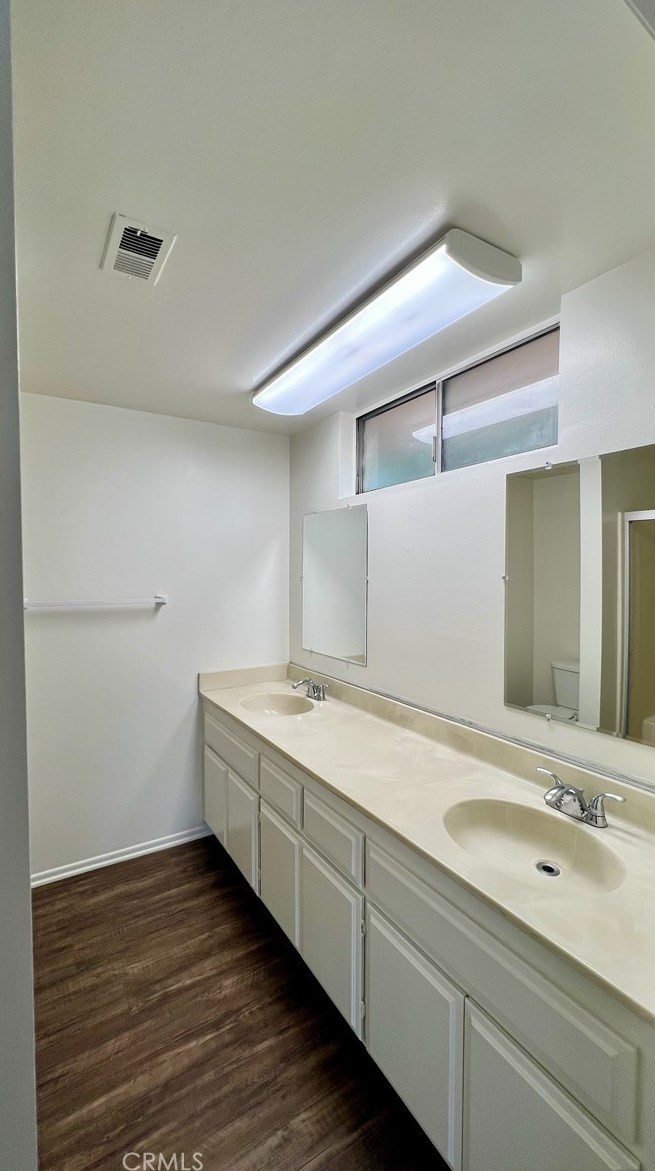 16829 Chicago, Bellflower CA 90706-5024 exterior