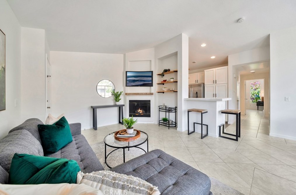 149 Chaumont Cir, El Toro CA  92610-2336 exterior