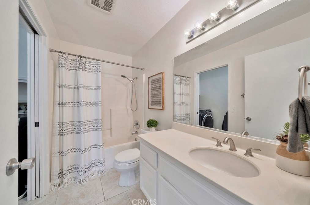 149 Chaumont Cir, El Toro CA  92610-2354 exterior