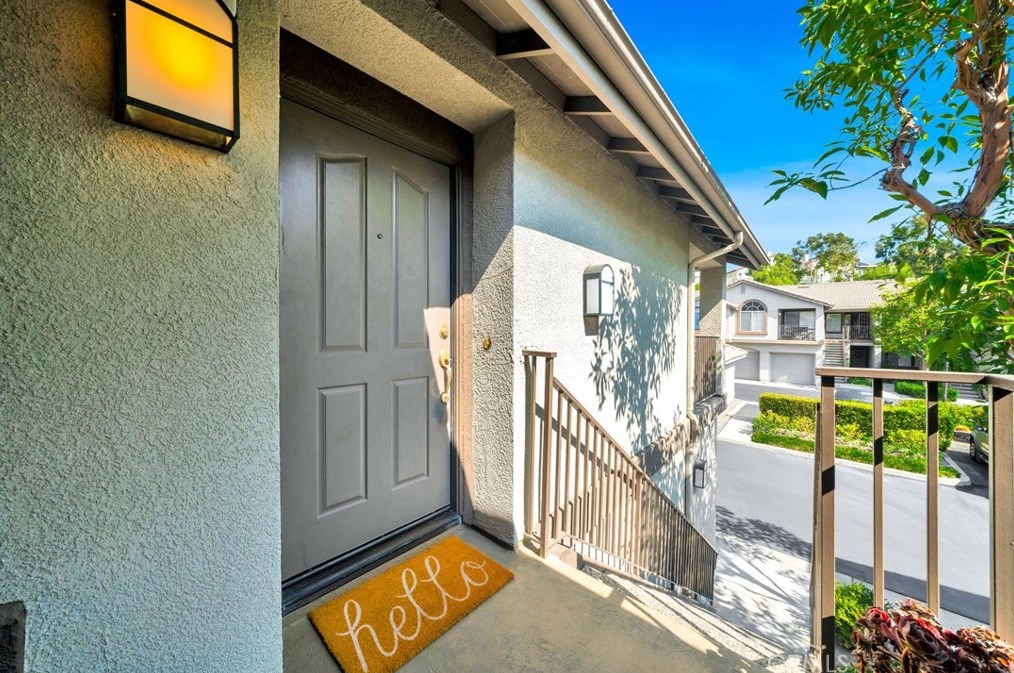 149 Chaumont Cir, El Toro CA  92610-2354 exterior