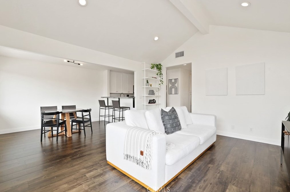 700 W Walnut Ave #25, Orange, CA 92868