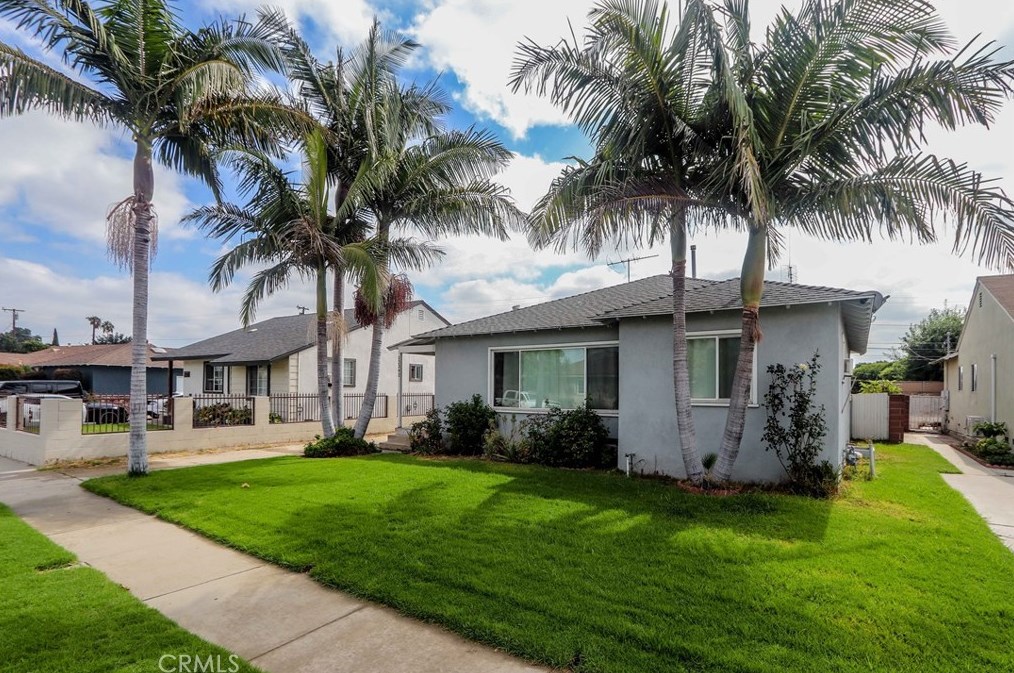 12342 Halo Dr, Lynwood, CA 90262