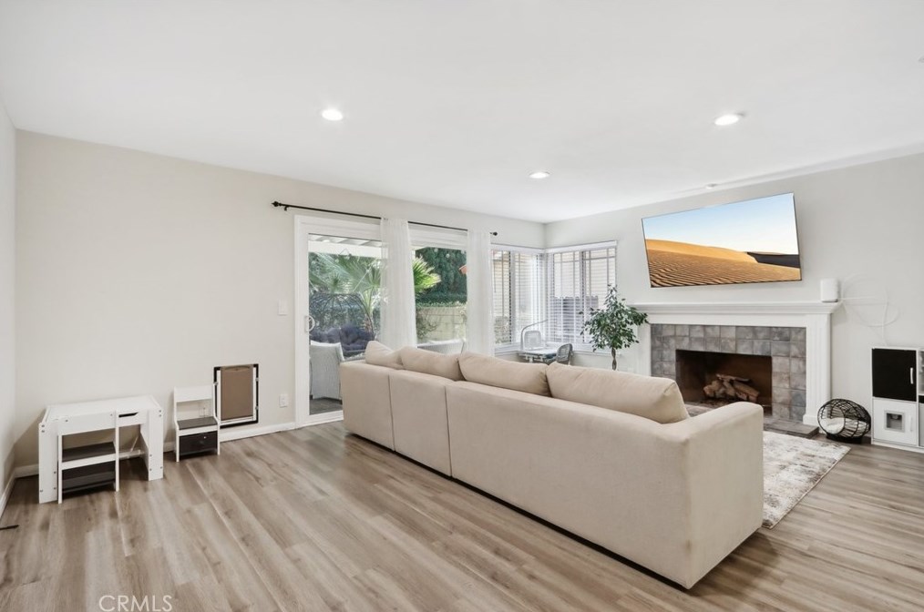 3552 Sego St, Irvine CA 92606-2624 exterior