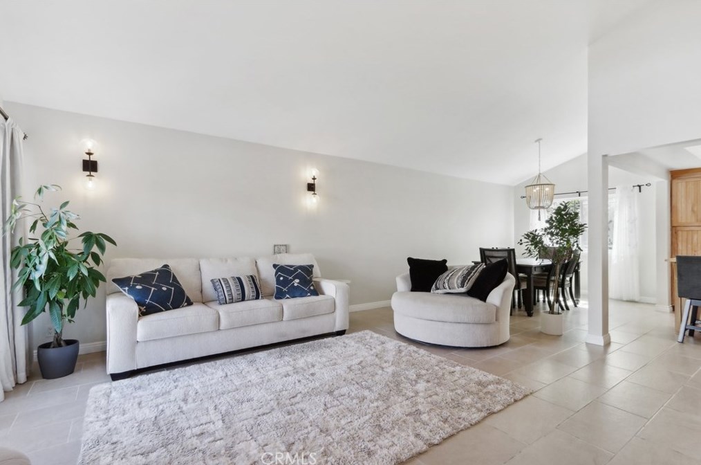 3552 Sego St, Irvine CA 92606-2624 exterior