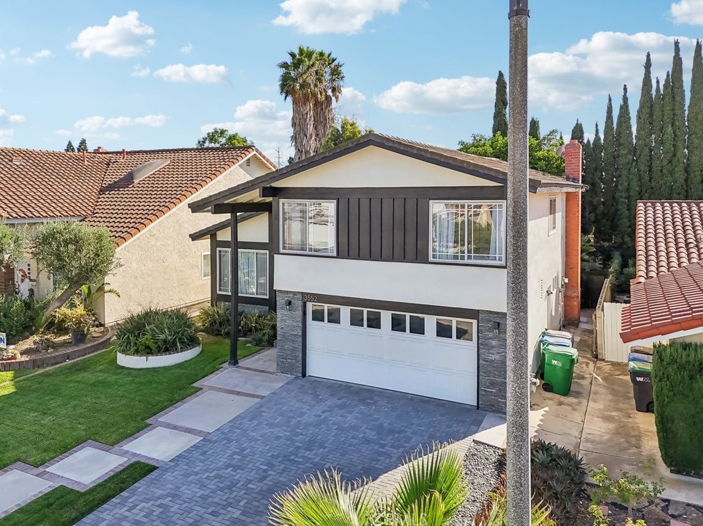 3552 Sego St, Irvine CA 92606-2624 exterior