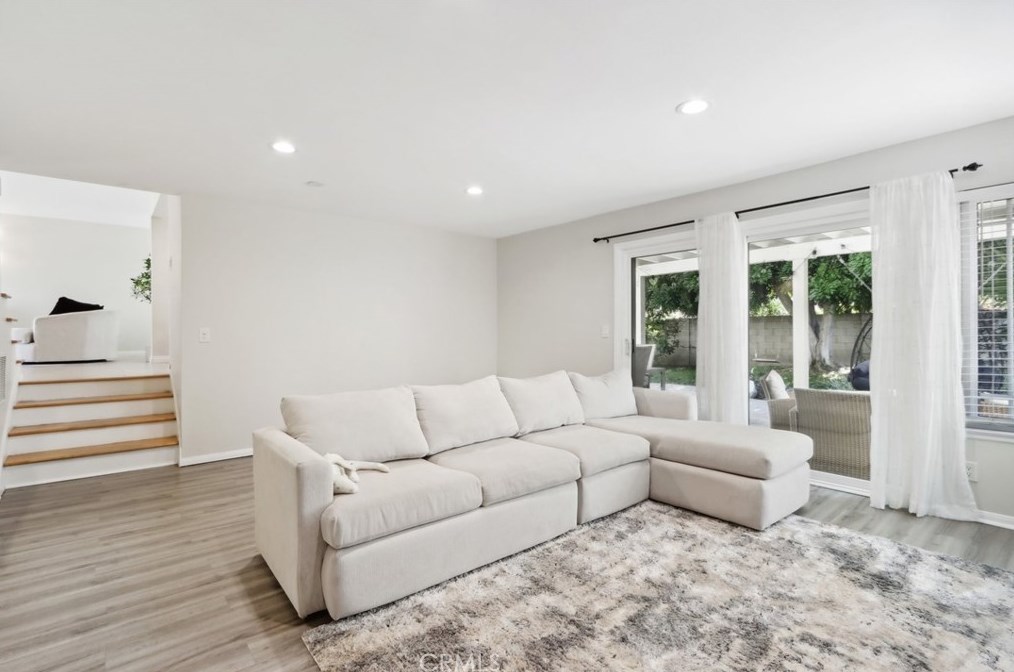 3552 Sego St, Irvine CA 92606-2624 exterior