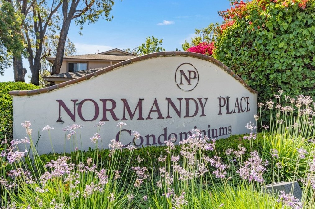 1731 Normandy Pl, Santa Ana CA 92705-4342 exterior
