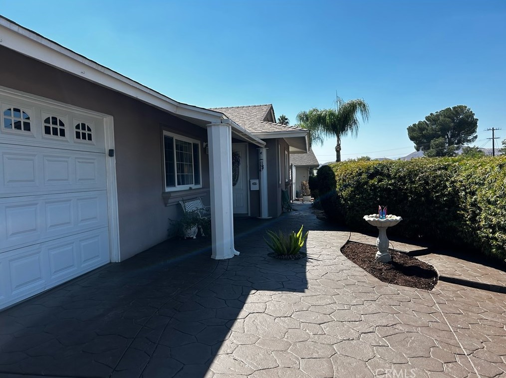 26925 Oakmont Dr, Menifee, CA 92586