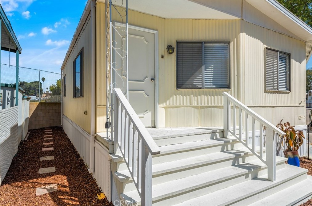 17261 Gothard St #18, Huntington Beach, CA 92647