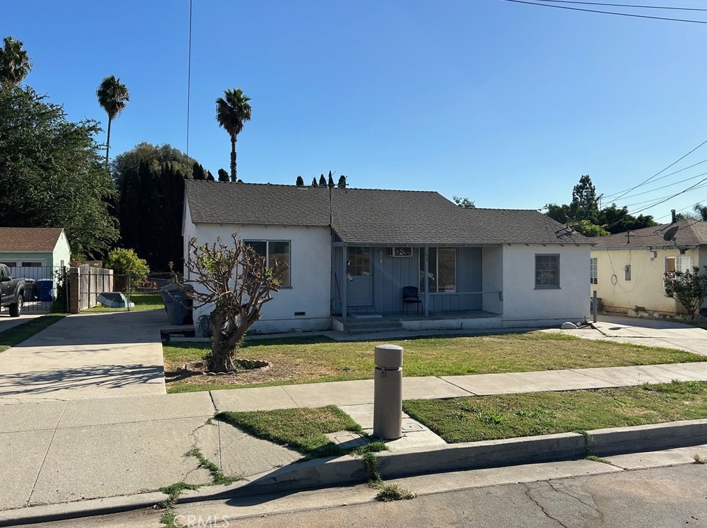 208 W Electric Ave, La Habra, CA 90631