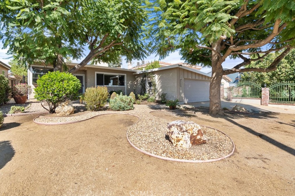 17329 Los Alimos St, San Fernando, CA 91344
