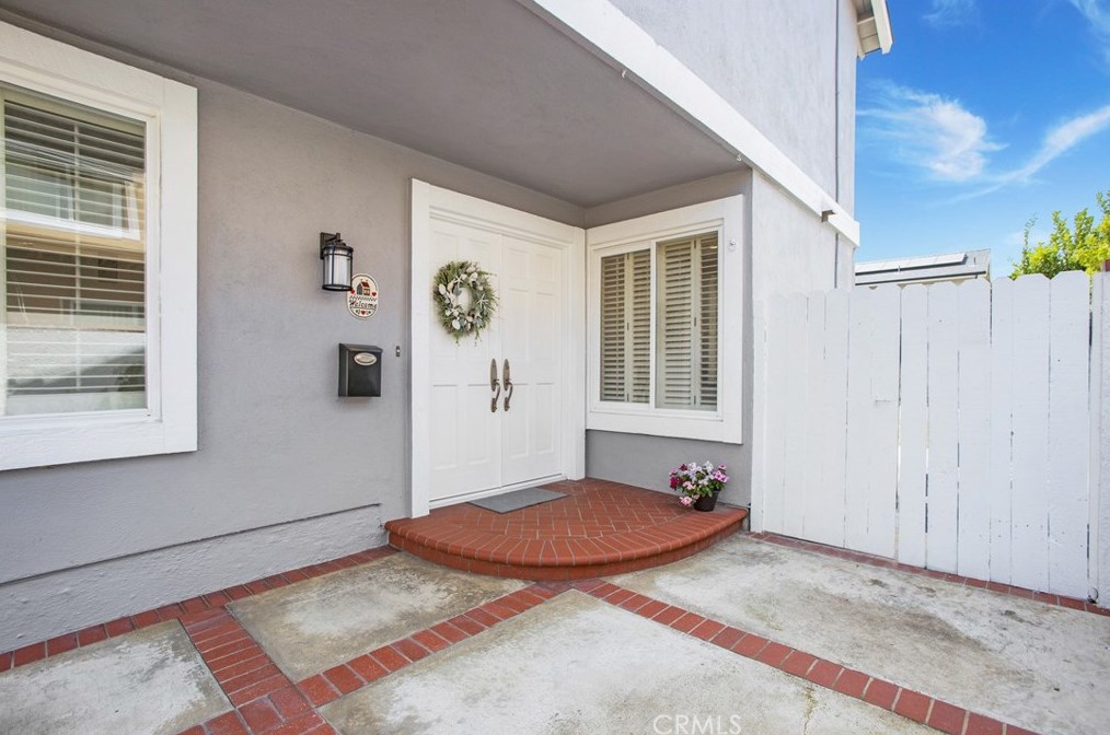 20881 Woodlea Ln, Huntington Beach, CA 92646