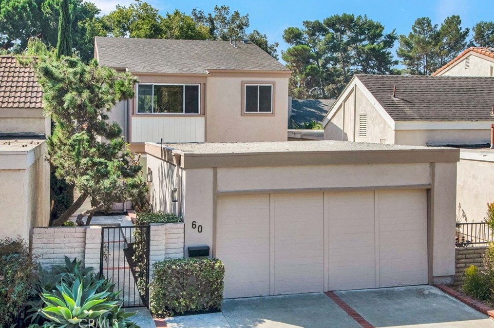 60 Willow Tree Ln, Irvine, CA 92612-2229