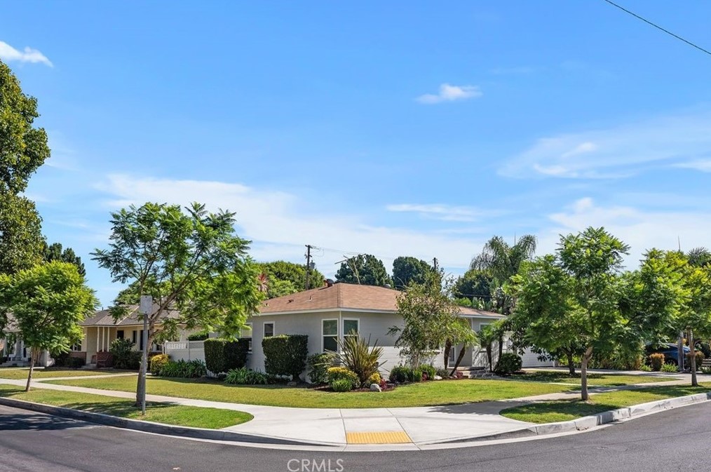 5896 E Pageantry St, Long Beach, CA 90808