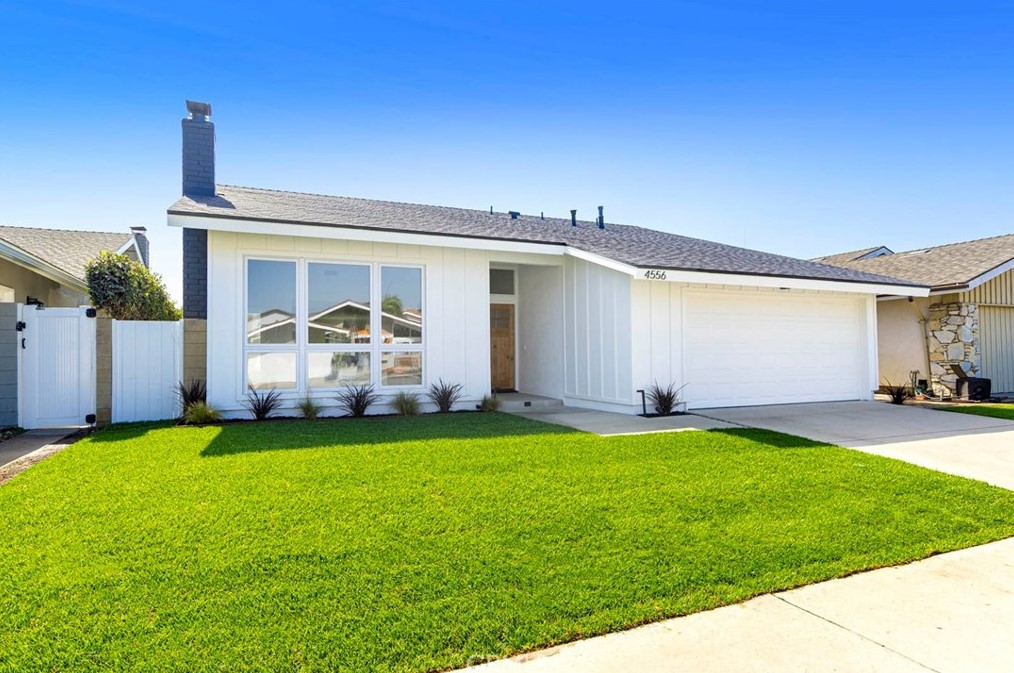 4556 Candleberry Ave, Seal Beach, CA 90740-3027