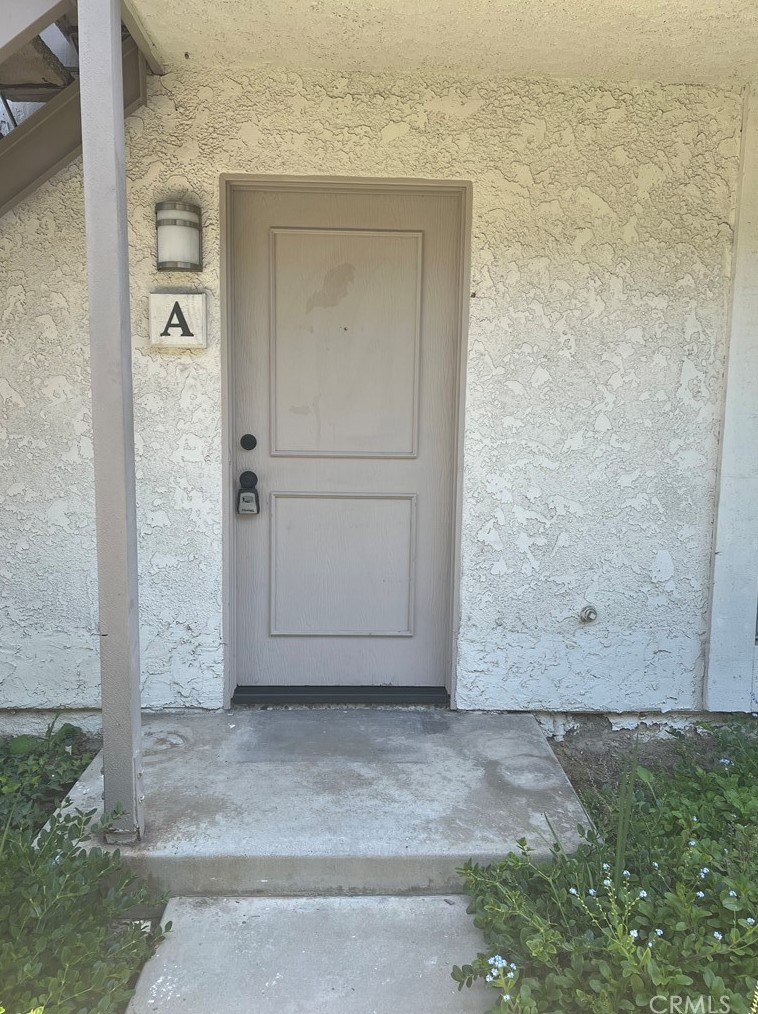 2805 Fairview St, Santa Ana, CA 92704-5953