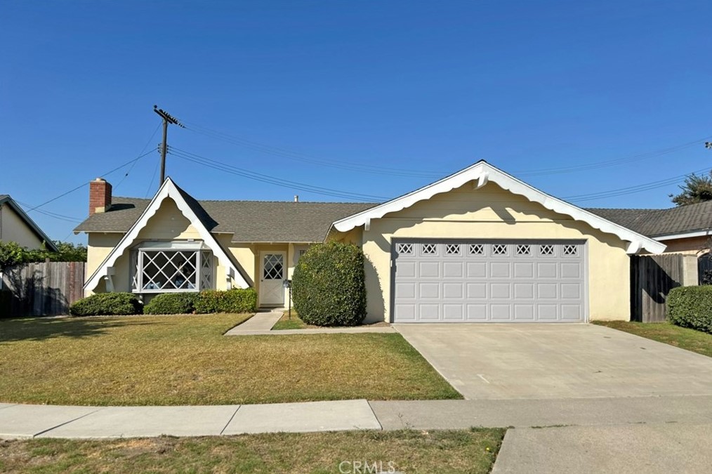 4771 Kaui Dr, Huntington Beach, CA 92649