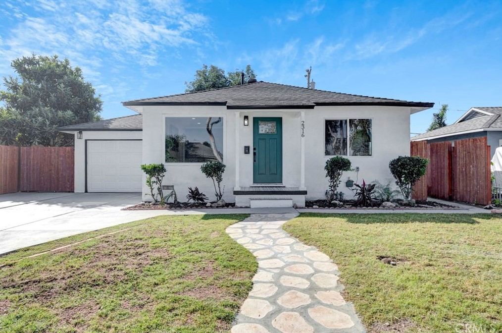 2316 W Flower, Fullerton, CA 92833