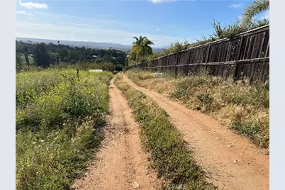 2205 Bautista Avenue, Vista, CA 92084 - Photo 22