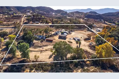 23700 Oak Circle Drive, Wildomar, CA 92595 - Photo 2