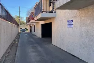 839 N Summit Ave, Pasadena, CA 91103 - Photo 8
