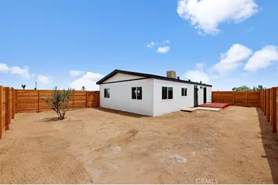 1266 Cambria Avenue #U1-2, Yucca Valley, CA 92284 - Photo 6