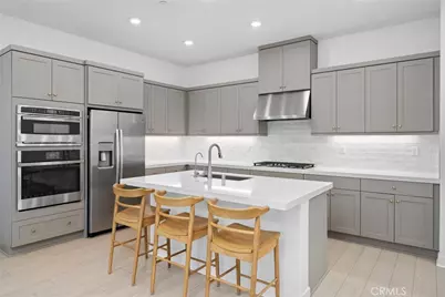 185 Sash, Irvine, CA 92618 - Photo 1