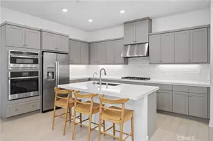 185 Sash, Irvine, CA 92618 - Photo 1