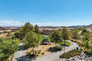 29665 Gypsy Canyon Cir, Menifee, CA 92584 - Photo 44