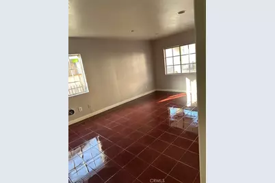 1426 E 21st Street #1, Los Angeles, CA 90011 - Photo 4