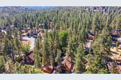 332 E Country Club Boulevard, Big Bear City, CA 92314 - Photo 28