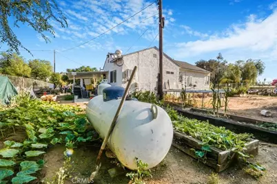 27068 Jarvis Street, Perris, CA 92570 - Photo 10