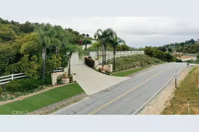 37305 Calle De Lobo, Murrieta, CA 92562 - Photo 4