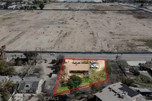 11178 Locust Ave, Bloomington, CA 92316 - Photo 8