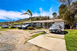 11178 Locust Ave, Bloomington, CA 92316 - Photo 2