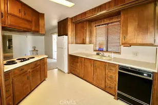 2121 Lake Side Dr, La Habra, CA 90631 - Photo 28