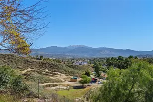 300 Anderson Dr, Hemet, CA 92544 - Photo 46
