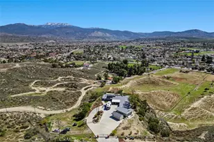 300 Anderson Dr, Hemet, CA 92544 - Photo 14