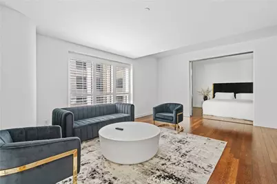 6250 Hollywood Boulevard #4M, Los Angeles, CA 90028 - Photo 6