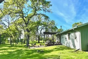 11363 Shadow Ln, Browns Valley, CA 95918 - Photo 2