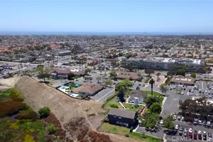 18723 Chapel Ln, Huntington Beach, CA 92646 - Photo 48