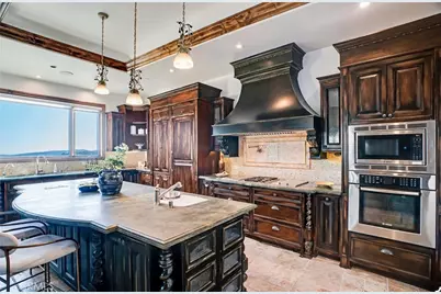 2695 Shady Ridge Lane, Diamond Bar, CA 91765 - Photo 10