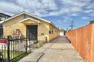 125 W Tichenor St, Compton, CA 90220 - Photo 24
