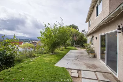 28414 Winterdale Drive, Canyon Country, CA 91387 - Photo 24