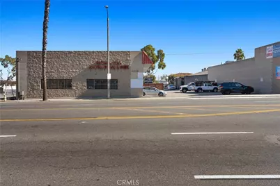 2648 Cherry Avenue, Signal Hill, CA 90755 - Photo 2